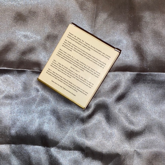 Adesse Age Defying Nail Treatment Essentials - Picture 2 of 2